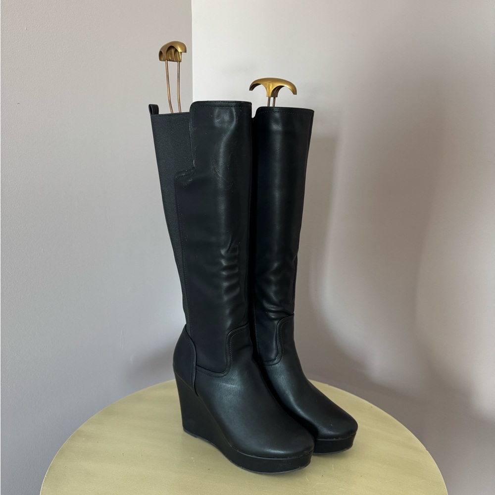 Platform wedge boots
